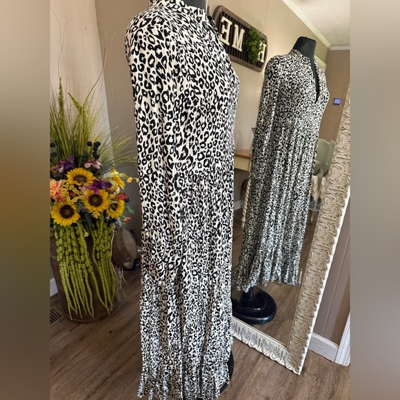 Mare Mare x Anthropologie • Lynda Leopard Print Maxi - Picture 12 of 12